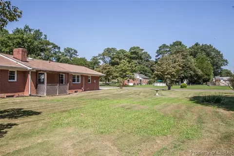 1483 Lafayette Rd, Gloucester Point, VA 23062 photo 10