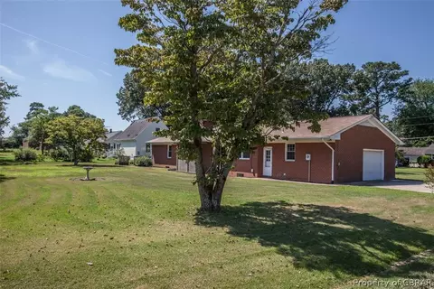 1483 Lafayette Rd, Gloucester Point, VA 23062 photo 12