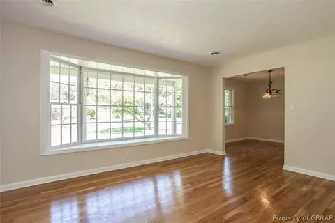 1483 Lafayette Rd, Gloucester Point, VA 23062 photo 9