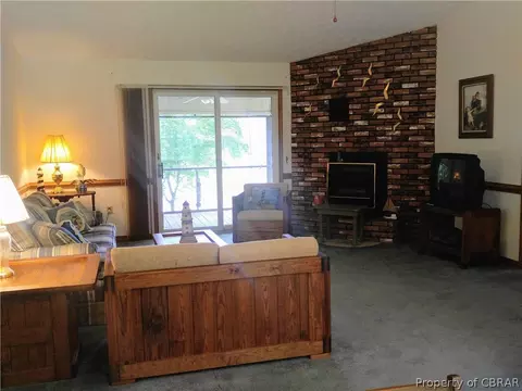 417 Hideaway Point Rd, Topping, VA 23169 photo 11