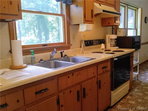 417 Hideaway Point Rd, Topping, VA 23169 photo 8