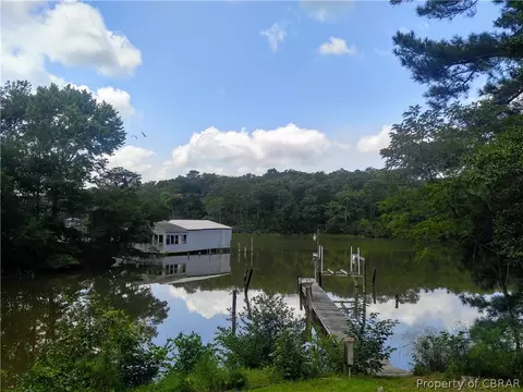 417 Hideaway Point Rd, Topping, VA 23169 photo 16
