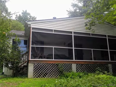 417 Hideaway Point Rd, Topping, VA 23169 photo 4