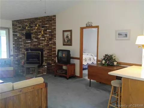417 Hideaway Point Rd, Topping, VA 23169 photo 10