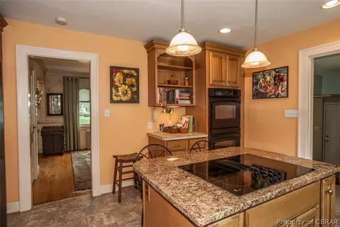 60 Hampton Roads Ave, Hampton, VA 23661 photo 6