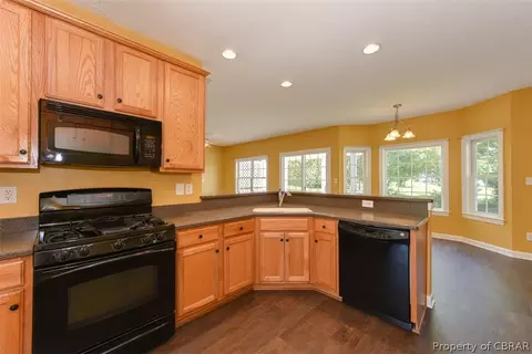 6734 Cox Ave, Gloucester, VA 23061 photo 8