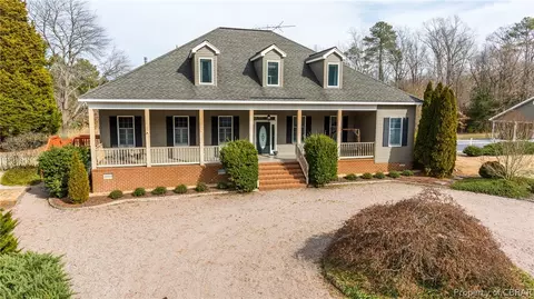 8449 W Freewelcome Ln, Dutton, VA 23050 photo 1