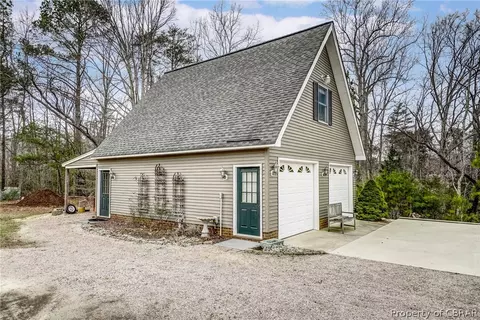 8449 W Freewelcome Ln, Dutton, VA 23050 photo 33