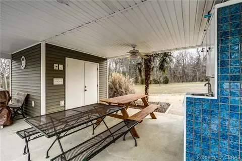 8449 W Freewelcome Ln, Dutton, VA 23050 photo 37