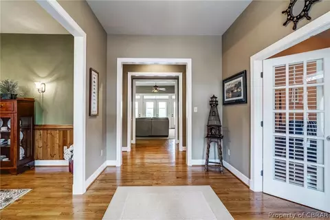 8449 W Freewelcome Ln, Dutton, VA 23050 photo 7