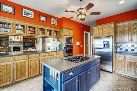 8449 W Freewelcome Ln, Dutton, VA 23050 photo 18