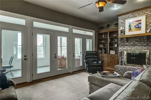 8449 W Freewelcome Ln, Dutton, VA 23050 photo 14