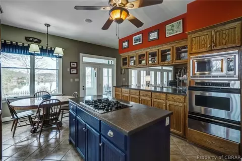 8449 W Freewelcome Ln, Dutton, VA 23050 photo 16