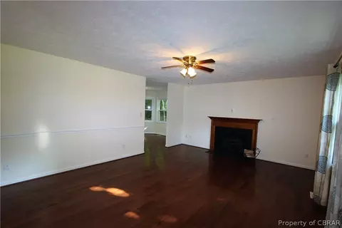 7208 Clements Ave, Gloucester, VA 23061 photo 3