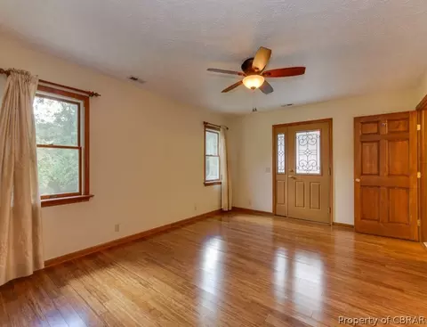 7545 Corr St, Gloucester, VA 23061 photo 17
