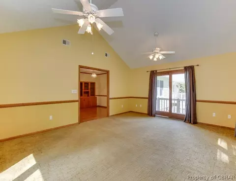 7545 Corr St, Gloucester, VA 23061 photo 8