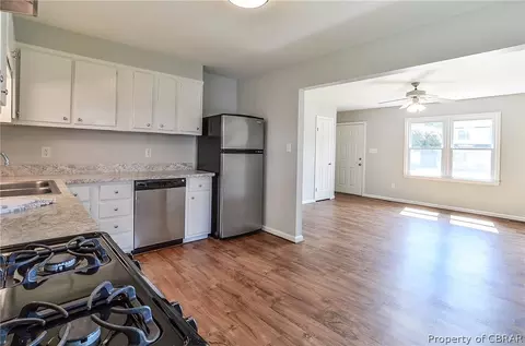 606 Tappan Ave, Hampton, VA 23664 photo 6