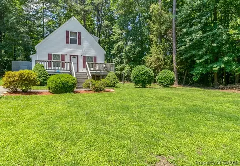11104 Piankatank Dr, Gloucester, VA 23061 photo 1