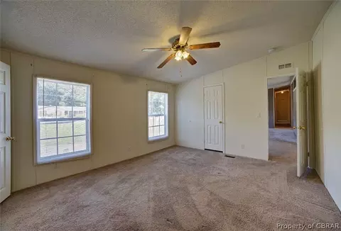6450 Hickory Fork Rd, Hayes, VA 23072 photo 16