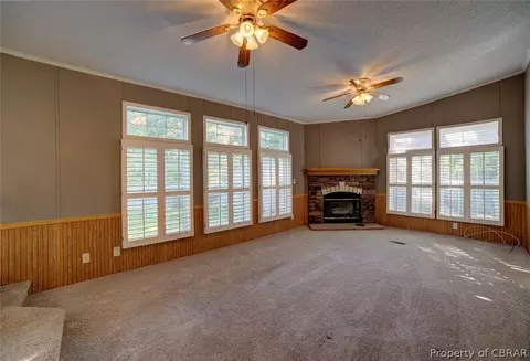 6450 Hickory Fork Rd, Hayes, VA 23072 photo 12