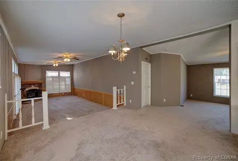 6450 Hickory Fork Rd, Hayes, VA 23072 photo 9