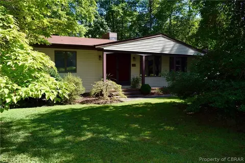 6481 Glenside Ct, Gloucester, VA 23061 photo 2