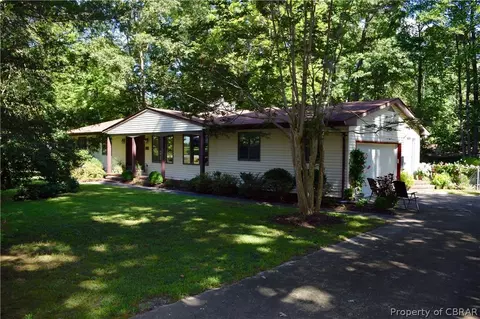 6481 Glenside Ct, Gloucester, VA 23061 photo 1