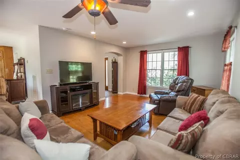 6393 Ark Rd, Gloucester, VA 23061 photo 21