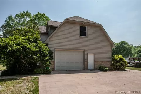 6393 Ark Rd, Gloucester, VA 23061 photo 8
