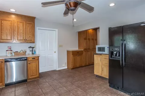 6393 Ark Rd, Gloucester, VA 23061 photo 25
