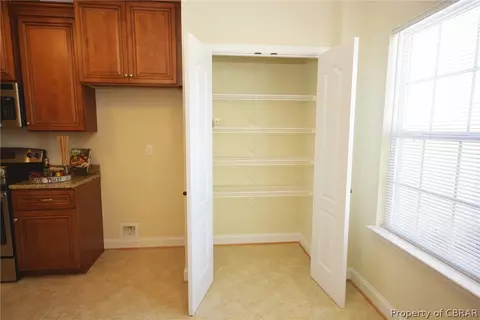 7519 Villa Ct, Gloucester Point, VA 23062 photo 12