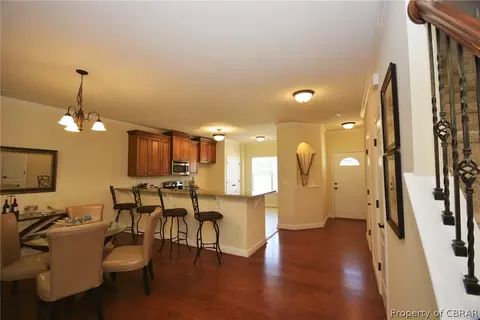7519 Villa Ct, Gloucester Point, VA 23062 photo 7