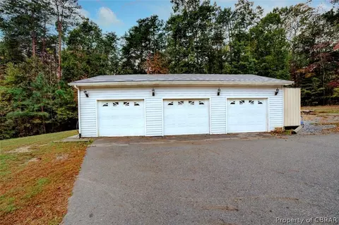 10024 New Hope Ct, Gloucester, VA 23061 photo 19