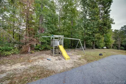 10024 New Hope Ct, Gloucester, VA 23061 photo 21