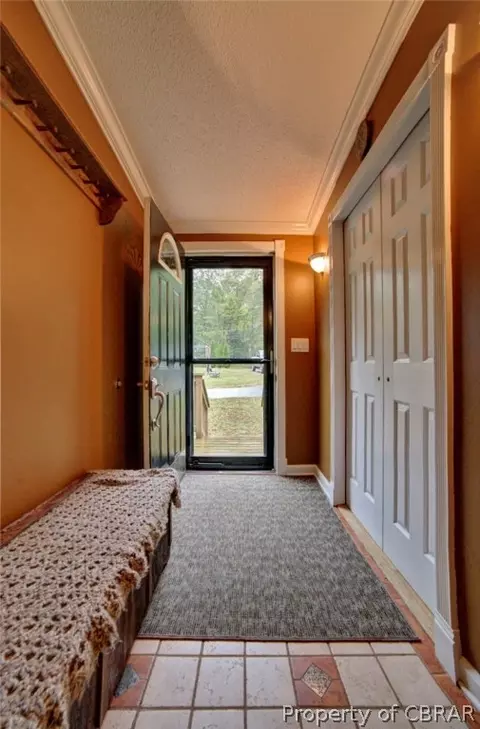 10024 New Hope Ct, Gloucester, VA 23061 photo 2