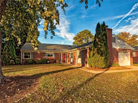 16 Bickfield Dr, Hampton, VA 23666 photo 1