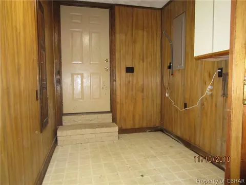 7670 Roaring Springs Rd, Gloucester, VA 23061 photo 10