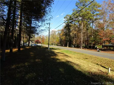 7670 Roaring Springs Rd, Gloucester, VA 23061 photo 1