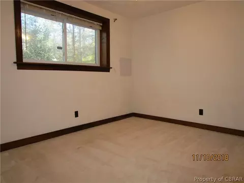 7670 Roaring Springs Rd, Gloucester, VA 23061 photo 12