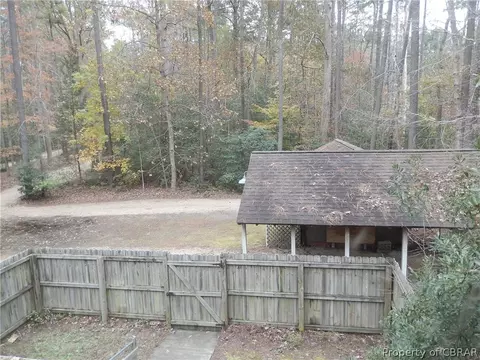 11694 River Crest Dr, Gloucester, VA 23061 photo 35