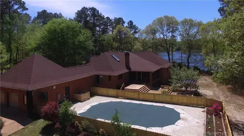 11694 River Crest Dr, Gloucester, VA 23061 photo 37