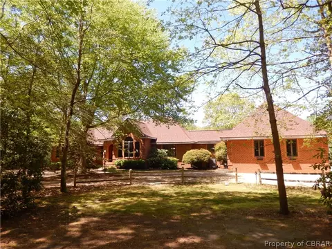 11694 River Crest Dr, Gloucester, VA 23061 photo 3