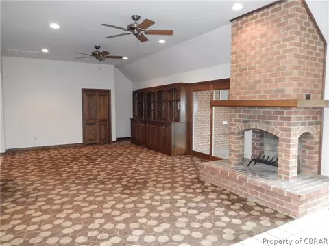 11694 River Crest Dr, Gloucester, VA 23061 photo 11