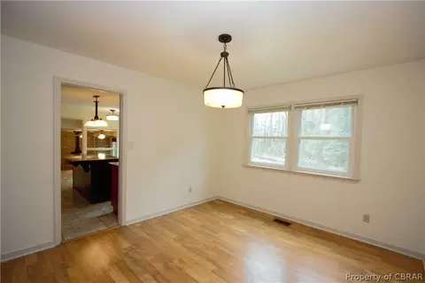 7697 Roaring Springs Rd, Gloucester, VA 23061 photo 6