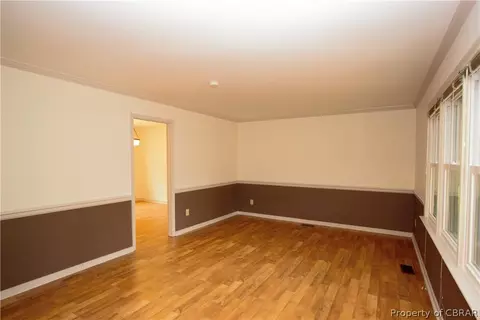 7697 Roaring Springs Rd, Gloucester, VA 23061 photo 2