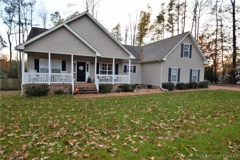 7736 James Monroe Way, Gloucester, VA 23061 photo 6