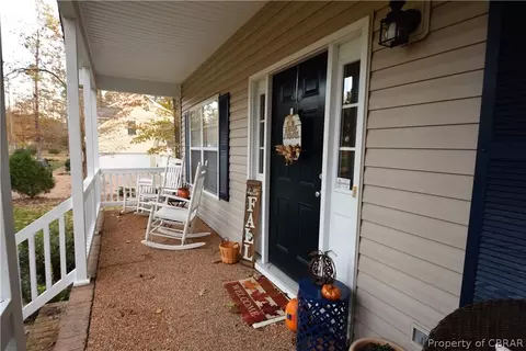 7736 James Monroe Way, Gloucester, VA 23061 photo 9