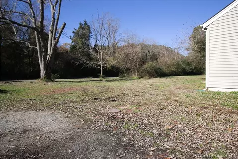 9511 Robins Neck Rd, Gloucester, VA 23061 photo 16