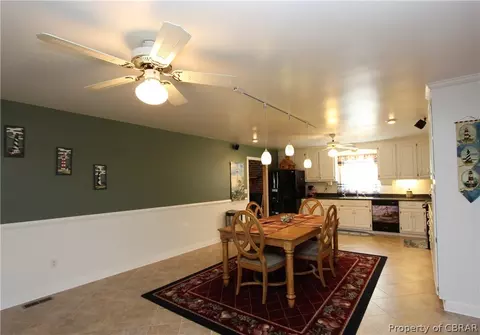 9226 Davenport Rd, Gloucester, VA 23061 photo 12