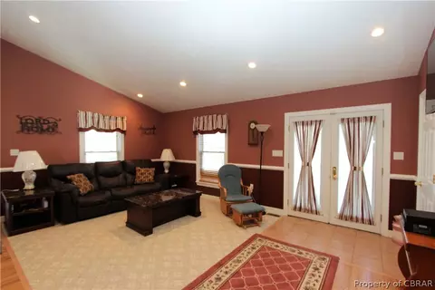 9226 Davenport Rd, Gloucester, VA 23061 photo 22